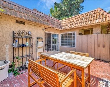 18571 Edgebrook Lane - Photo Thumbnail 28