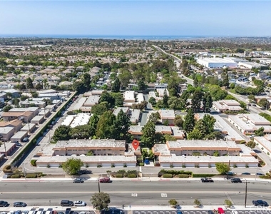 18571 Edgebrook Lane - Photo Thumbnail 34