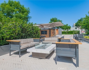 4210 Rivington - Photo Thumbnail 37