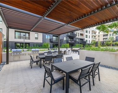 4210 Rivington - Photo Thumbnail 40
