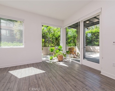 4210 Rivington - Photo Thumbnail 16