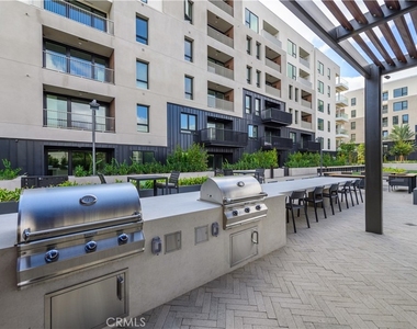 4210 Rivington - Photo Thumbnail 41