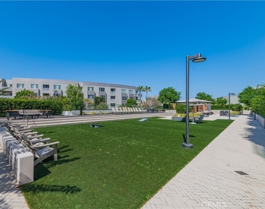 4210 Rivington - Photo Thumbnail 33