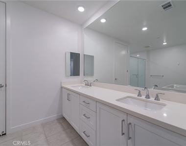 4210 Rivington - Photo Thumbnail 23