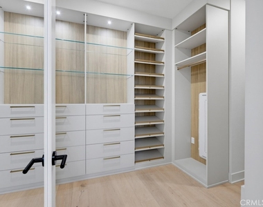 6138 Allure Drive - Photo Thumbnail 46