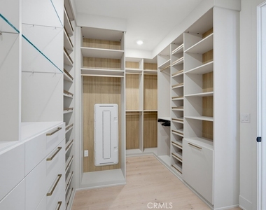 6138 Allure Drive - Photo Thumbnail 48