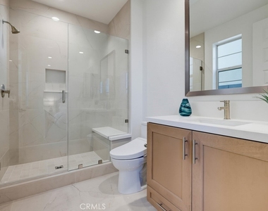 6138 Allure Drive - Photo Thumbnail 25