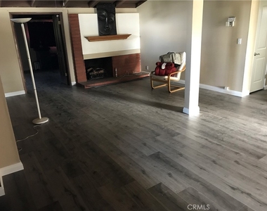 2509 E Santa Fe - Photo Thumbnail 3