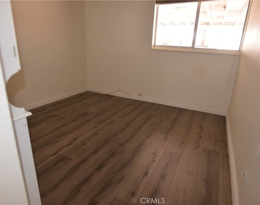 2509 E Santa Fe - Photo Thumbnail 6