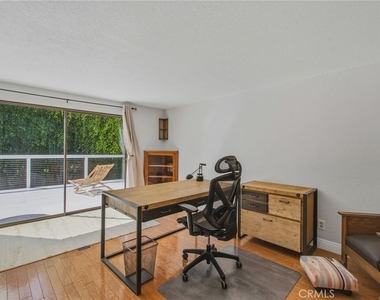 27056 Calle Juanita - Photo Thumbnail 6