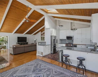 27056 Calle Juanita - Photo Thumbnail 14
