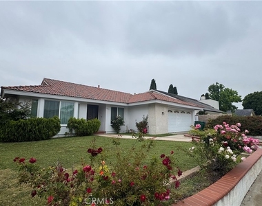 15451 Alsace Cir - Photo Thumbnail 1