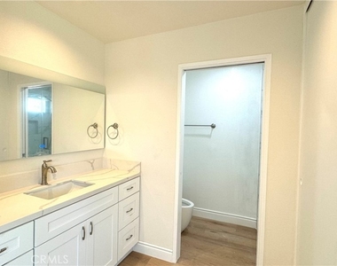 15451 Alsace Cir - Photo Thumbnail 11