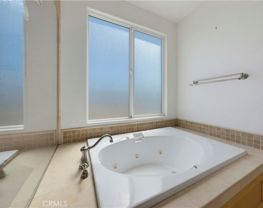 1020 California - Photo Thumbnail 36