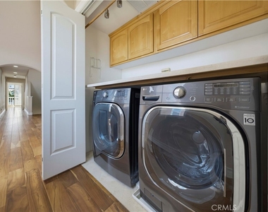 1020 California - Photo Thumbnail 27