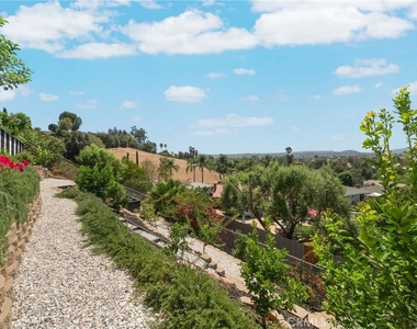 29161 Aloma - Photo Thumbnail 51