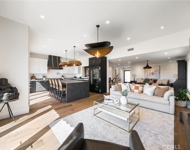 29161 Aloma - Photo Thumbnail 17
