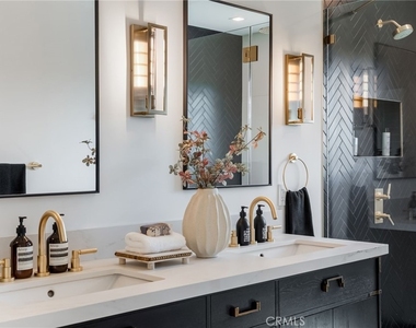 29161 Aloma - Photo Thumbnail 39