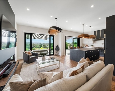 29161 Aloma - Photo Thumbnail 6