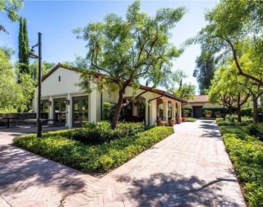 68 Tollson - Photo Thumbnail 43