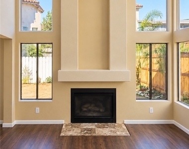 1474 Medallion Court - Photo Thumbnail 8