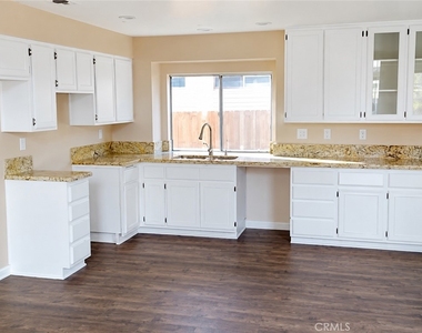 1474 Medallion Court - Photo Thumbnail 2