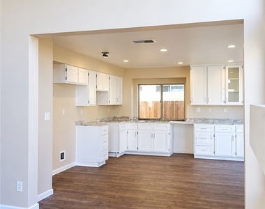 1474 Medallion Court - Photo Thumbnail 1