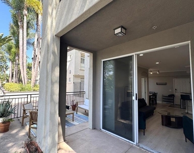 9255 Regents Rd - Photo Thumbnail 16