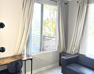 9255 Regents Rd - Photo Thumbnail 4
