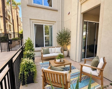 9255 Regents Rd - Photo Thumbnail 23