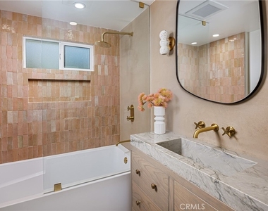 251 Highland - Photo Thumbnail 8