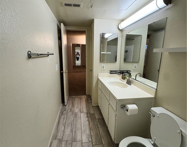 10655 Lemon Avenue - Photo Thumbnail 15