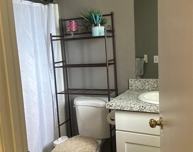 12850 Desert Creek - Photo Thumbnail 11