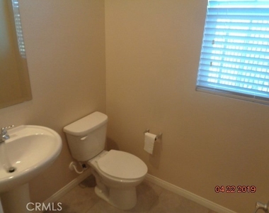 26287 Jasmine Avenue - Photo Thumbnail 15