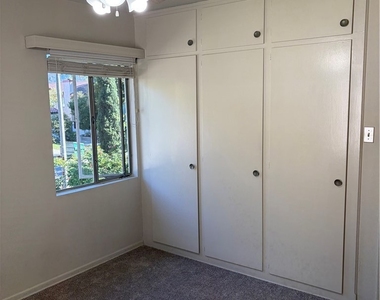 1032 Arcadia Avenue - Photo Thumbnail 4