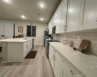 2040 Zest Street - Photo Thumbnail 6