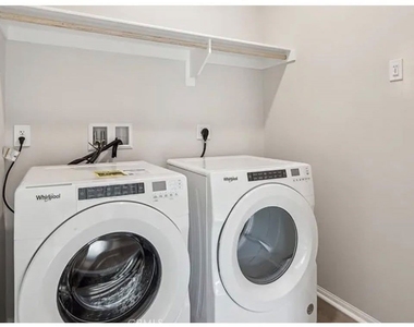 2040 Zest Street - Photo Thumbnail 9