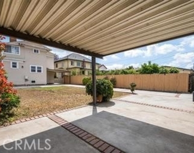 2913 Brighton Avenue - Photo Thumbnail 10