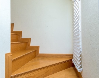 1421 5th Street - Photo Thumbnail 13