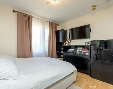 1421 5th Street - Photo Thumbnail 24