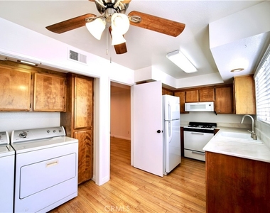 408 N Catalina - Photo Thumbnail 7