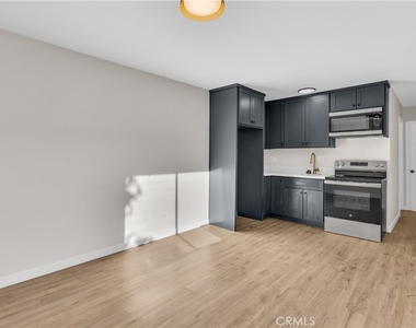 14147 Arrowhead Drive - Photo Thumbnail 1