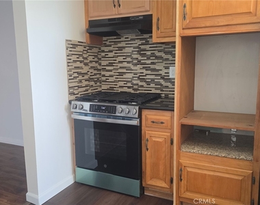 7415 Dinsdale - Photo Thumbnail 20