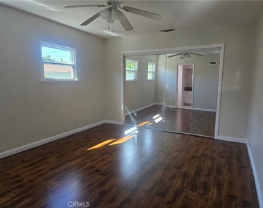 7415 Dinsdale - Photo Thumbnail 11