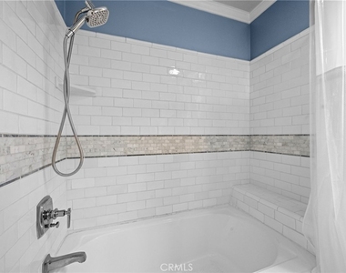 178 Corona Avenue - Photo Thumbnail 8