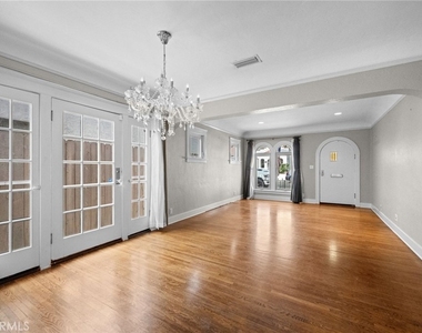 178 Corona Avenue - Photo Thumbnail 5