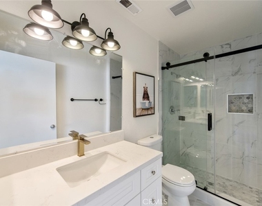 2038 S Bon View Avenue - Photo Thumbnail 29