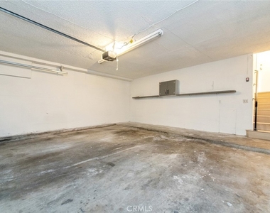 2038 S Bon View Avenue - Photo Thumbnail 31