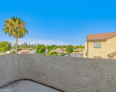 2038 S Bon View Avenue - Photo Thumbnail 30