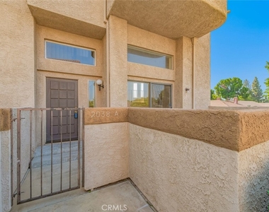 2038 S Bon View Avenue - Photo Thumbnail 3